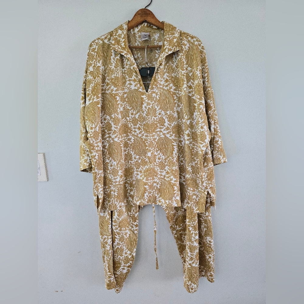 N Natori Women’s Crop Floral Leaf Yellow Pajamas  Size XL Lovely!